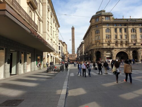 A Bologna si ricorda ancora di Dozza l’immagine del bolognese bonario